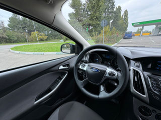 Ford Focus foto 14