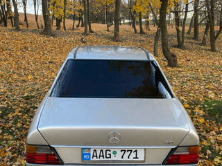 Mercedes E-Class foto 7