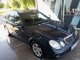 Mercedes E-Class foto 6