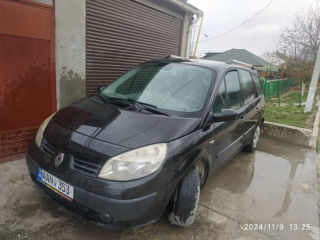 Renault Grand Scenic foto 3