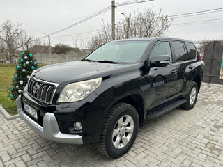 Toyota Land Cruiser Prado foto 2