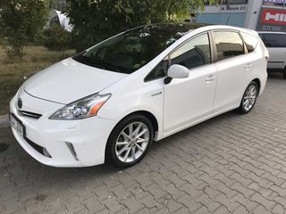 Toyota Prius + foto 3