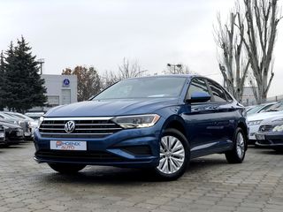 Volkswagen Jetta foto 1