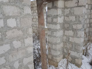 se vinde construcție nefinisată 18  km destanță de la Chişinău , pe traseul Orhei  Chişinău foto 9