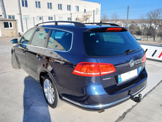 Volkswagen Passat foto 3