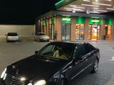 Mercedes E Class foto 4