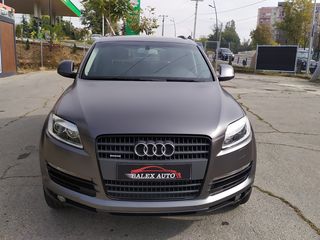 Audi Q7 foto 8