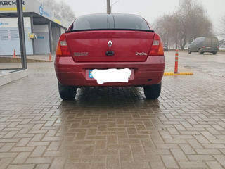 Renault Clio Symbol foto 4