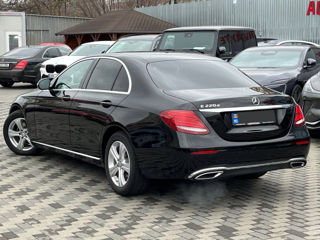 Mercedes E-Class foto 5