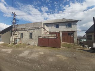 Ciorescu, vind loc de casa cu constructie in centrul comunei!!! foto 7