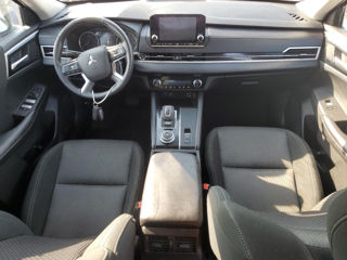 Mitsubishi Outlander foto 5