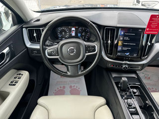 Volvo XC60 foto 9