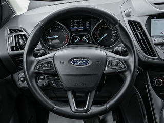 Ford Kuga foto 10