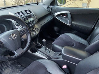 Toyota Rav 4 foto 7