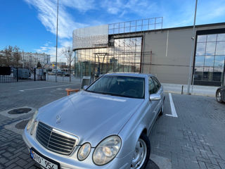 Mercedes E-Class foto 7