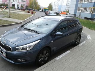 KIA Ceed Sw foto 1