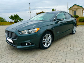 Ford Fusion foto 2