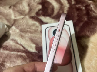 iPhone 15 Pink 128 GB stare ideală foto 4