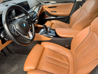 BMW 5 Series foto 5