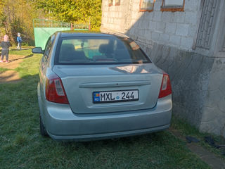 Daewoo Nubira foto 3