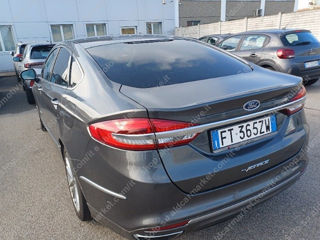 Ford Mondeo foto 4