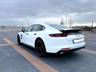 Porsche Panamera foto 2