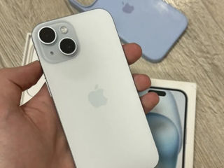 iPhone 15 128 ГБ foto 5