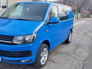 Volkswagen Transporter T6 foto 2