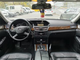 Mercedes E Class foto 6