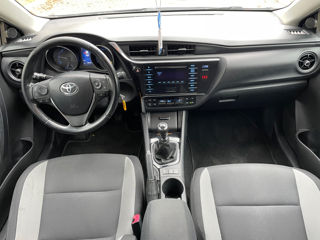 Toyota Auris foto 7