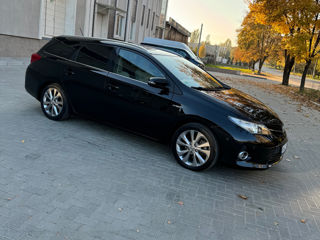 Toyota Auris foto 3