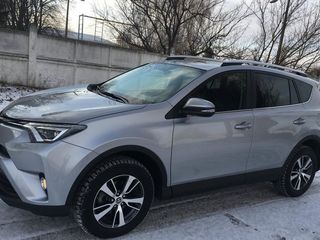 Toyota Rav 4 foto 6