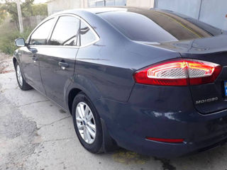 Ford Mondeo foto 3