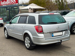 Opel Astra foto 7