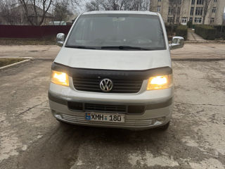 Volkswagen Multivan foto 2