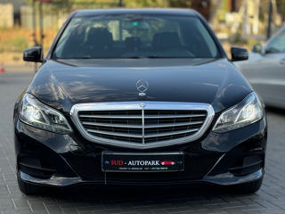 Mercedes E-Class foto 2