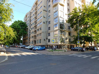 Apartament cu 3 camere, 140 m², Centru, Chișinău foto 17