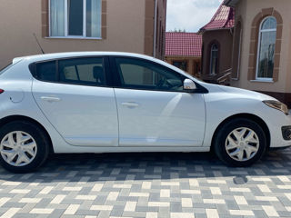 Renault Megane foto 2