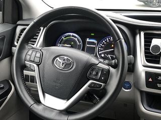 Toyota Highlander foto 4