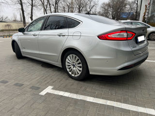 Ford Fusion foto 3