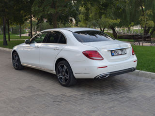 Mercedes E-Class foto 8