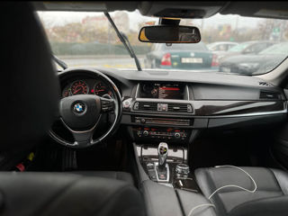 BMW 5 Series foto 7