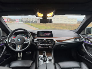 BMW 5 Series foto 8