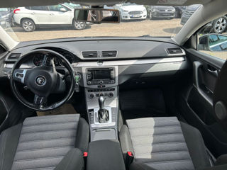 Volkswagen Passat foto 2