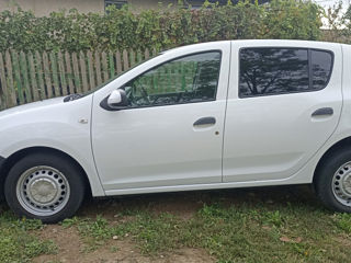 Dacia Sandero foto 9