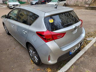 Toyota Auris foto 4