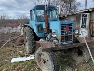 Spre vinzare tractor MTZ -80 foto 1