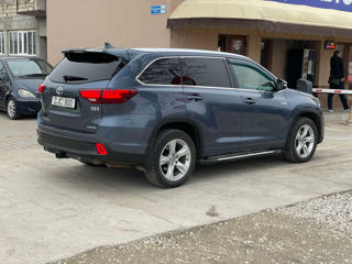 Toyota Highlander foto 4