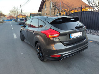 Ford Focus ST foto 4