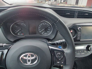 Toyota Yaris foto 4